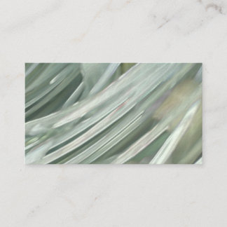blanc sage tachant les cartes de visite spirituels
