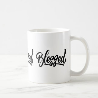 Blessé tasse de café blanc