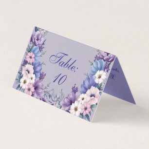 Bleu, blanc, rose et pourpre délicats fleurs estiv