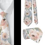 Bleu clair rose pâle Rose Cravates floraux<br><div class="desc">Rose clair Dusty Bleu Rose Fleurs Belles Fleurs Florales Roses Cravate. Idéal pour les occasions formelles et les mariages !</div>