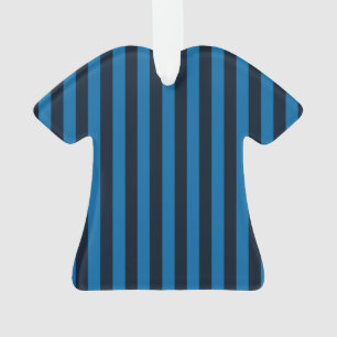Bleu de marine sur déco de bandes verticales bleu