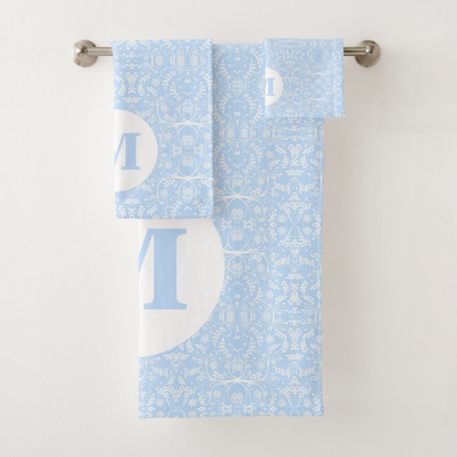 Bleu doux et blanc avec Monogramme (En situation)