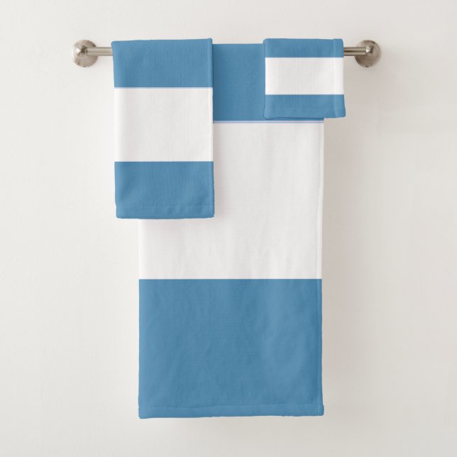 Bleu et Blanc nautique sur un (En situation)