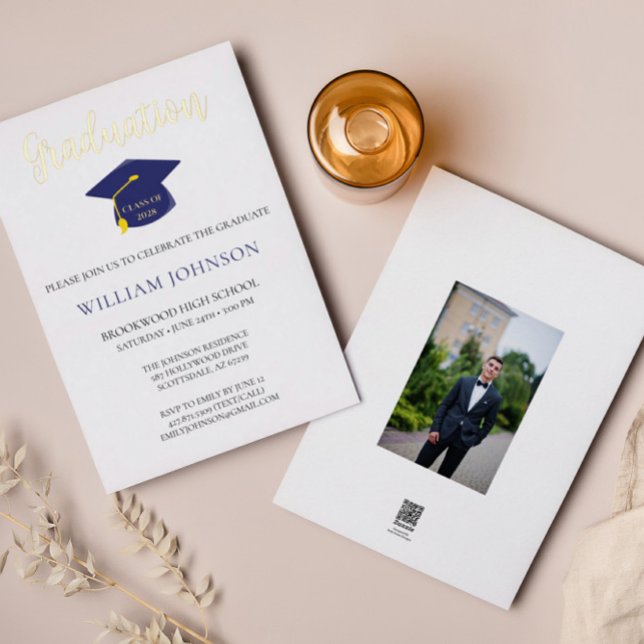 Bleu Gold Graduation Cap & Tassel Foil Invitation (Créateur téléchargé)