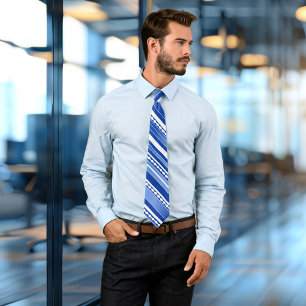 Bleu nautique et Cravate blanche à rayures