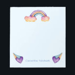 Bloc-note Aquarelle arc-en-ciel enfants | Ajouter un nom<br><div class="desc">C'est une aquarelle illustrant un arc-en-ciel qui sort des nuages et des coeurs. Vous pouvez faire imprimer votre nom au bas de ce produit. Le texte est modifiable. Excellent stationnaire personnalisé pour les enfants à utiliser à l'école!</div>