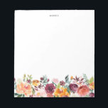 Bloc-note Aquarelle Autonomes Blooms Automne Personnalisé<br><div class="desc">Bloc-notes floral blanc avec aquarelle illustrant les fleurs orange et bordeaux avec la garland feuillue. Ce bloc-notes floral sera parfait comme cadeau personnalisé. Personnalisez en ajoutant un nom ou une courte phrase.</div>