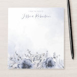 Bloc-note Aquarelle bleu floral personnalisé<br><div class="desc">Élégant bloc-notes floral moderne avec des fleurs d'aquarelle bleu poussiéreux comme les roses,  les anémones et le feuillage avec calligraphie manuscrite.</div>