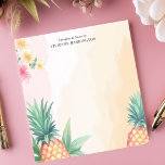Bloc-note Aquarelle d'ananas tropicale personnalisée<br><div class="desc">Ce bloc-notes personnalisé présente des ananas aquarelles éclatantes et des fleurs tropicales contre un arrière - plan pastel doux. Le design, frais et estival, conviendra aux amateurs de décoration tropicale, aux amateurs de plage et à tous ceux qui aiment la papeterie design. Customisez le texte en haut pour une touche...</div>