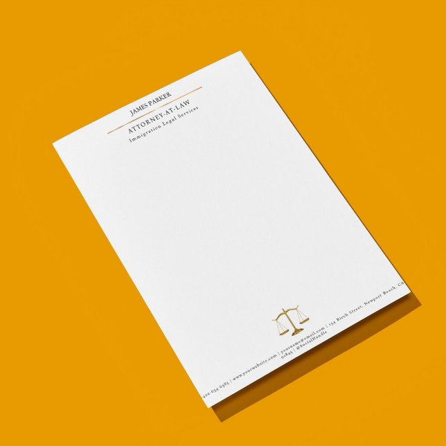 Bloc-note Avocat Avocat Au Barreau Classe Blanc (Lawyer Attorney At Law Classy White Notepad)