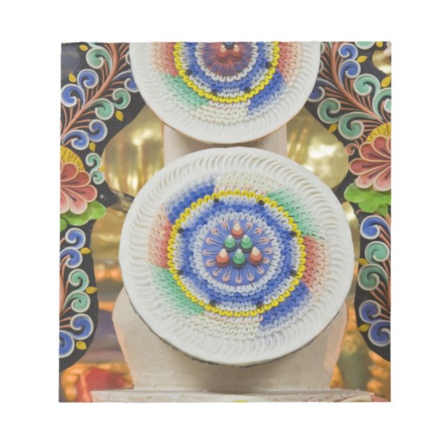 Bloc-note Bhoutan. Des gâteaux cérémoniels faits par des moi (Devant)