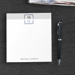 Bloc-note Black Grey Blue Nettoyer Manly Monogramme & Nom<br><div class="desc">Bloc-notes personnalisé pour lui avec ses initiales en noir et bleu dans un cadre propre et élégant. Ajoutez son nom en dessous et donnez comme cadeau à l'homme de votre vie qui a besoin de papeterie personnalisée pour écrire ses messages, ses pensées, et pour faire!</div>