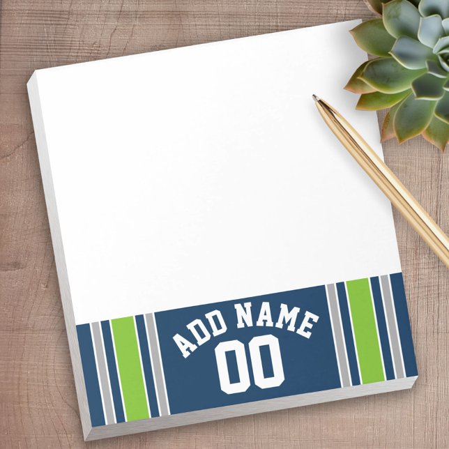 Bloc-note Blue and Green Sports Jersey Nom personnalisé Numé (Personalized Notepad - a fun gift or useful promotional product)
