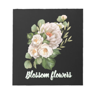 Bloc-note Bouquet floral blanc élégant avec feuilles vertes
