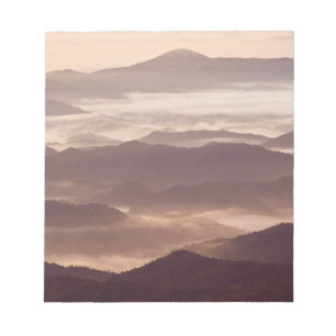 Bloc-note Brouillard matinal dans le sud des Appalaches