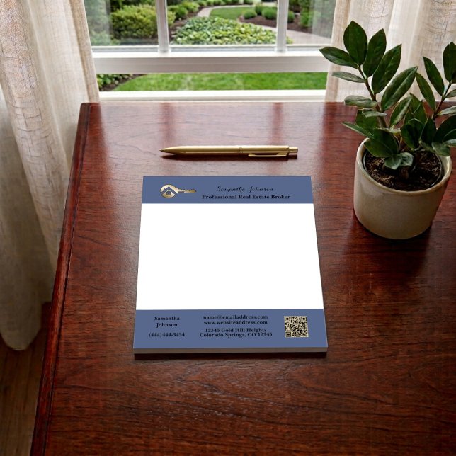 Bloc-note Code QR de la clé de maison dorée de l'agent immob (Créateur téléchargé)