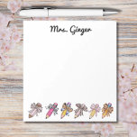 Bloc-note Crayons posters de animaux personnalisés pour ense<br><div class="desc">Crayons posters de animaux personnalisés pour enseignants Notepad Idéal pour votre professeur, directeur, secrétaire, doyen ou toute autre personne à l'école pour un décor de bureau élégant! Ce bloc-notes est de grande taille et entièrement personnalisable ! Dites adieu aux pommes et crayons traditionnels, et passez à ces crayons modernes, amusants,...</div>
