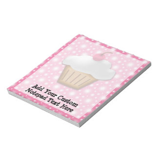 Bloc-note Cupcake coupé avec cerise rose sur le dessus