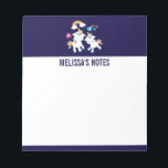 Bloc-note Cute Dancing Unicornes Magique Arc-en-ciel & Étoil<br><div class="desc">Un bloc-notes avec 2 mignonnes licornes dansantes avec queues vives et colorées, et crinière. Un arc-en-ciel coloré avec des nuages de chaque côté au-dessus de la tête. D'autres éléments comprennent une petite fleur au coeur et quelques étoiles. Arrière - plan violet foncé le long de la bordure supérieure et inférieure....</div>