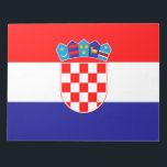 Bloc-note Drapeau de Croatie<br><div class="desc">Ce dessin présente le drapeau national de la Croatie, qui est un pays du sud-est de l'Europe. Elle borde la Slovénie au nord-ouest, la Hongrie au nord-est, la Serbie à l'est, la Bosnie-Herzégovine et le Monténégro au sud-est, et une frontière maritime avec l'Italie. La capitale de la Croatie est Zagreb...</div>