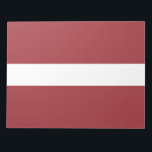 Bloc-note Drapeau letton (Lettonie)<br><div class="desc">Ce dessin présente le drapeau national de Lativa (officiellement connu sous le nom de République de Lettonie), qui est un pays de la région balte de l'Europe du Nord. Lativa est bordée par l'Estonie au nord, la Lituanie au sud, la Russie à l'est et la Biélorussie au sud-est ; elle...</div>
