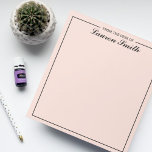 Bloc-note Du Bureau De L'Élégant Minimaliste Plush Rose<br><div class="desc">Cet élégant Bloc-notes minimaliste Plush Pink est l'ajout parfait à votre bureau! Personnalisé avec votre nom, ce bloc-notes élégant va améliorer votre expérience de prise de notes. Que vous soyez en train de relever des rappels importants ou de gribouiller pendant une séance de brainstorming, ce bloc-notes élégant est sûr d'égayer...</div>