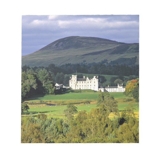 Bloc-note Écosse, Tayside, château de Blair. Dans un champ é (Devant)