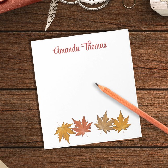 Bloc-note Élégantes feuilles d'érable personnalisées (Fall watercolor maple leaves personalized notepad.)