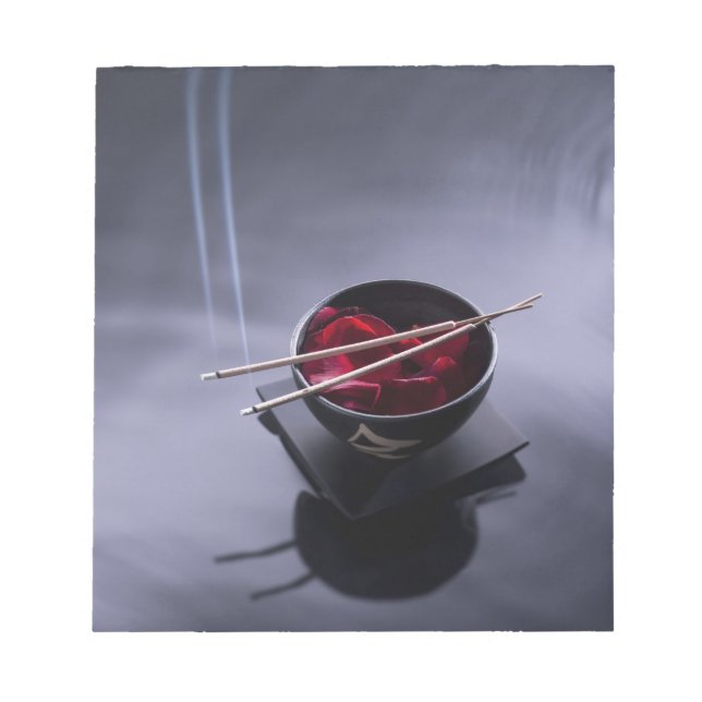 Bloc-note Encens brûlants au-dessus du bol de pétales (Devant)