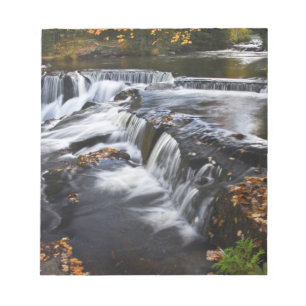 Bloc-note États-Unis, Michigan, Upper Peninsula. Bond Falls