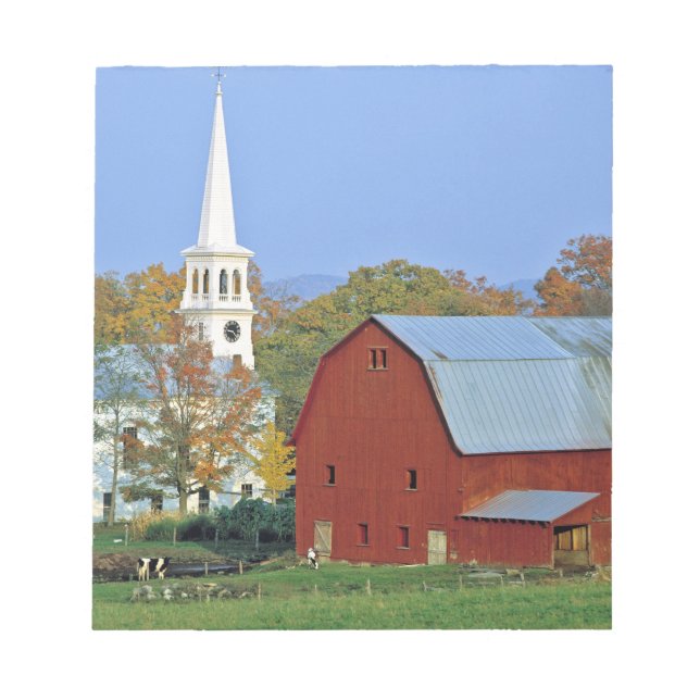 Bloc-note États-Unis, Vermont, Peacham. Une grange rouge et  (Devant)