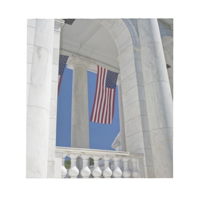 Bloc-note États-Unis, Virginie, Arlington. Des drapeaux amér (Devant)