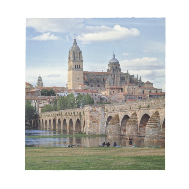 Bloc-note Europe, Espagne, Salamanque. Le pont romain sur (Devant)