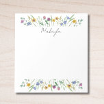 Bloc-note Fleur sauvage personnalisé<br><div class="desc">Ce Bloc-notes floral présente des fleurs sauvages d'aquarelle délicats et du feuillage aux couleurs pastel,  associés à une typographie stylisée. Facile à personnaliser. Aquarelle originale © Michele Davies.</div>