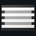 Bloc-note Gras Blancs Horizontaux Noir Et Blanc<br><div class="desc">Les rayures graphiques en noir et blanc gras, horizontales ou verticales, sont un style graphique classique moderne qui fait toujours un grand cadeau personnalisé pour vous-même ou pour quelqu'un de spécial sur votre liste, ils sont sûrs de faire une impression dans toutes les occasions festives. Envoyez-nous un courriel en utilisant...</div>