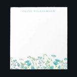 Bloc-note Joli bleu turquoise Aquarelle Floral avec nom<br><div class="desc">Belle aquarelle de fleurs délicates en bleu turquoise,  personnalisée avec votre nom.</div>