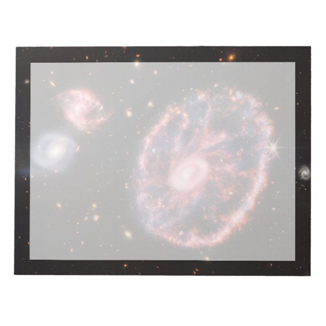 Bloc-note La Galaxie Cartwheel Et Ses Galaxies Compagnons. (Devant)