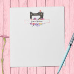 Bloc-note Machine à coudre Vintage florale personnalisée<br><div class="desc">Un joli bloc-notes à thème couture à motifs dans un vintage noir machine à coudre sur arrière - plan gris clair. Accentué par votre monogramme choisi et le texte du nom posé sur un bouquet somptueux de fleurs pastel. Il suffit de modifier le monogramme et le nom.</div>