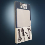 Bloc-note Magnétique Personnalisable Fix It List Masculine Handyman<br><div class="desc">Ce bloc-notes pratique comporte des outils comme un marteau,  une clé et un tournevis avec votre nom personnalisé dans la police de votre choix. Un cadeau parfait pour les papas,  les handymen,  ou vous-même.</div>