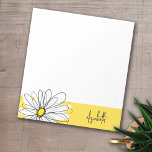 Bloc-note Marguerite lunaire jaune et blanc avec texte perso<br><div class="desc">Un morceau d'art zen et fantaisiste,  hipster. Vous pouvez ajouter un nom,  un monogramme ou un autre texte personnalisé. Si vous avez besoin de déplacer l'art autour,  cliquez sur le bouton personnaliser pour apporter des modifications.</div>