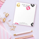 Bloc-note Marques Lipstick | Nom personnalisé noir et rose<br><div class="desc">Bloc-notes personnalisé chic avec des marques rouge à lèvres en rose,  noir et or. Customisez avec votre nom,  votre titre et vos coordonnées.</div>