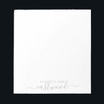 Bloc-note Monogramme Mariage de nom de couple<br><div class="desc">Un chic délicat et doux lumière et le nom de couple gris foncé monogramme dans le type vintage sans serif, contrasté avec une police manuscrite de style script. Élégant bloc-notes de mariage pour les jeunes mariés ou les conjoints de longue date. Mélange de styles vintage et moderne. Commandez en plus...</div>