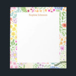 Bloc-note Motif Floral Aquarelle Plutôt Personnalisé<br><div class="desc">Un beau bloc-notes avec un motif coloré et dessiné à la main de fleurs d'aquarelle.</div>