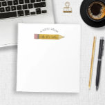 Bloc-note Nom personnalisé du crayon de classe de l'enseigna<br><div class="desc">Ceci est un crayon de classe de professeur personnalisé Nom de note Pad!</div>
