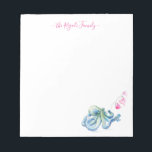 Bloc-note Papeterie côtière personnalisée Aquarelle Octopus<br><div class="desc">Plongez-vous dans l'attrait de la côte avec notre papeterie personnalisée, où votre nom de famille ou monogramme est magnifiquement présenté dans une élégante typographie manuscrite. Chaque pièce est ornée d'une pieuvre d'aquarelle bleu captivante, jouement entrelacée avec un chapelet de coeurs roses fantaisistes - une touche parfaite pour les notes de...</div>