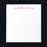 Bloc-note Papier à lettres personnalisées rose mignon<br><div class="desc">Simple Script Cute Chic Pink Personnalisé Papier à lettres Bloc-notes Personnalisé avec le nom de votre choix. Vous pouvez également customiser la couleur de l'impression en choisissant "Personnalisez le modèle" puis "Cliquez pour customiser plus loin"</div>