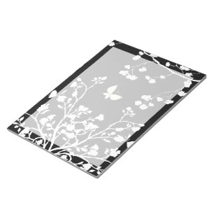 Bloc-note Papillon noir et blanc élégant dans le sauvage