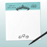Bloc-note Princesse Tiara sur le bureau royal bleu<br><div class="desc">Charme une petite fille avec ce mignon matelot à thème princesse avec son propre nom. Design simple d'une tiare et d'un coeur avec des fleurs tourbillonnant en noir gras sur un arrière - plan bleu. Modifiez simplement les options de texte dans l'éditeur de texte Zazzle facile. Voir d'autres articles correspondants...</div>