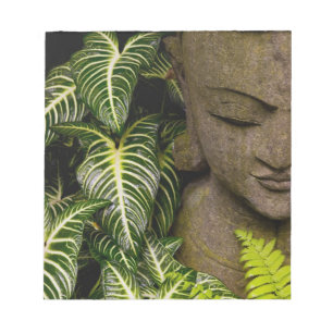 Bloc-note Statue dans des informations sur l'emplacement de