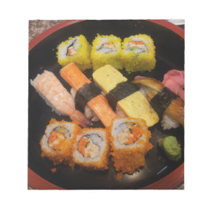Bloc-note Sushi Raw Food Japonais Repas Délicieux Servi